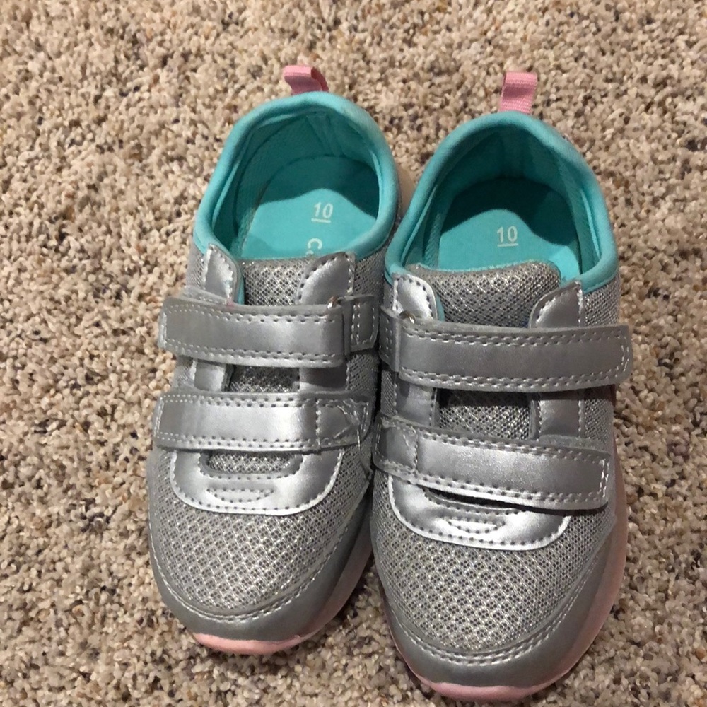 Carter tennis shoes
